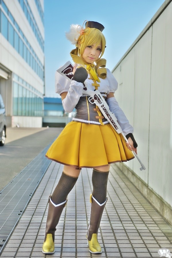 Tomoe_Mami-Uri-18.jpg