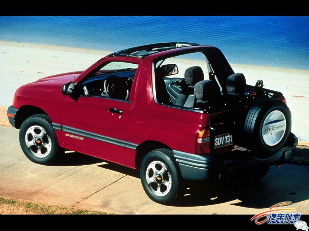 Chevrolet_Tracker_1999_016_88667.jpg