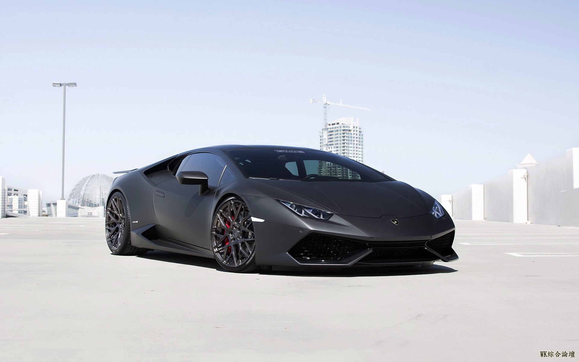 lamborghini_huracan_gmg_black_side_view_tuning_110786_1920x1200.jpg