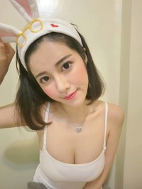 正妹 Chessie Lu